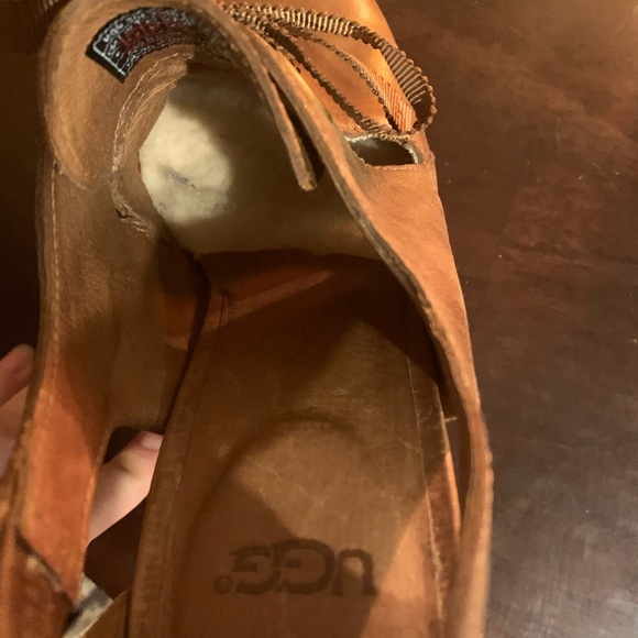 I can’t fit them anymore. - Picture 3 of 3